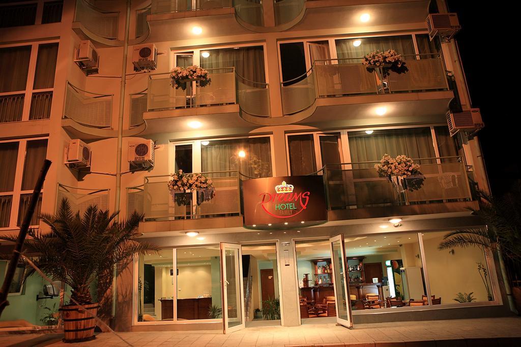 Dreams Family Hotel เนเซบาร์ ภายนอก รูปภาพ