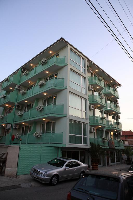 Dreams Family Hotel เนเซบาร์ ภายนอก รูปภาพ